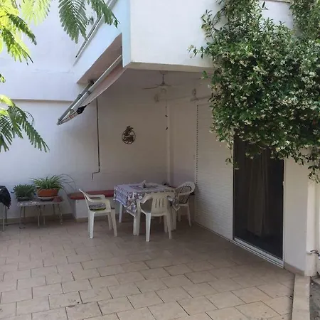 Garden House 2 Poseidon * Gerakini