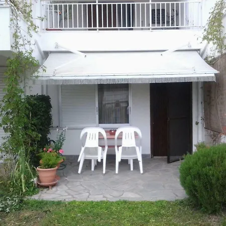 Garden House 2 Poseidon *
